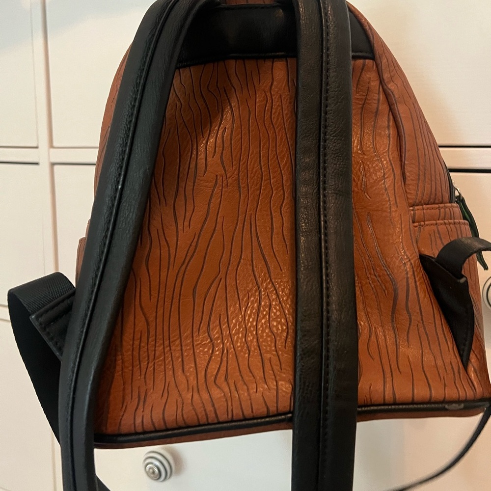 Marvel Loungefly Groot Backpack - Picture 2 of 3